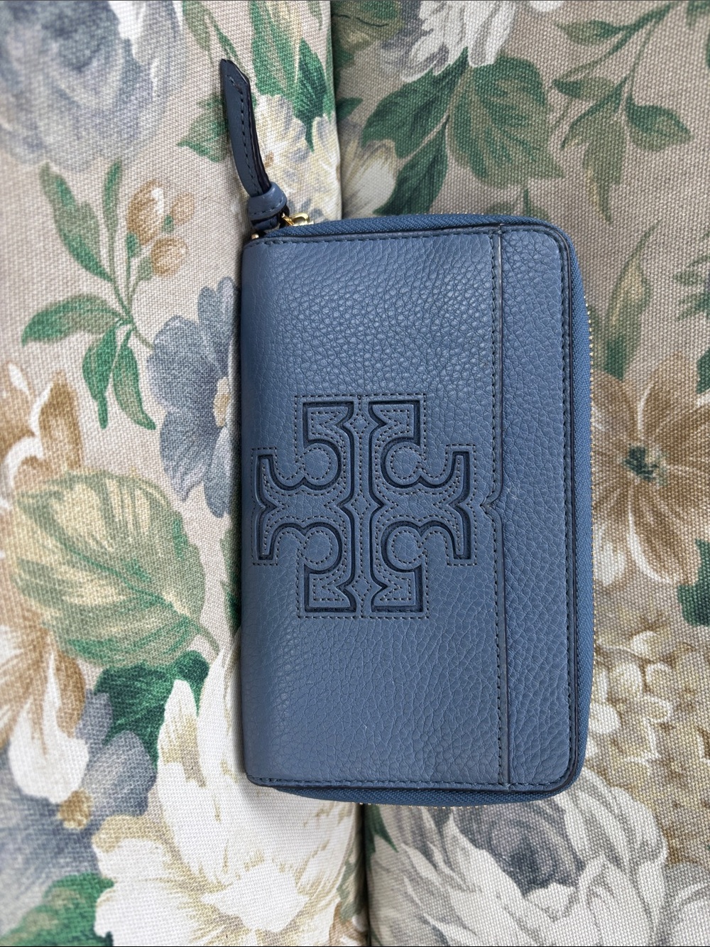 Tory Burch Dusty Blue / Bluewood Color Zip Continental Wallet - Picture 8 of 8